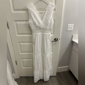 White Sleeveless V-Neck Maxi Sundress